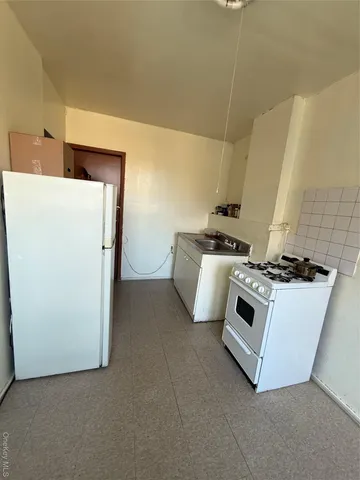 $709,000 | 950 Rev James A Polite Avenue | Foxhurst