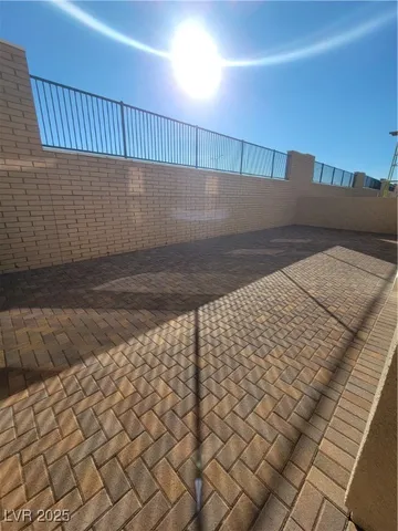 $2,350 | 187 Jaldena Lane, Henderson, NV 89011