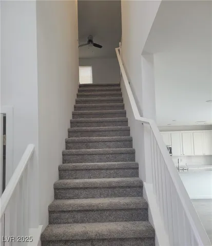 $2,350 | 187 Jaldena Lane, Henderson, NV 89011