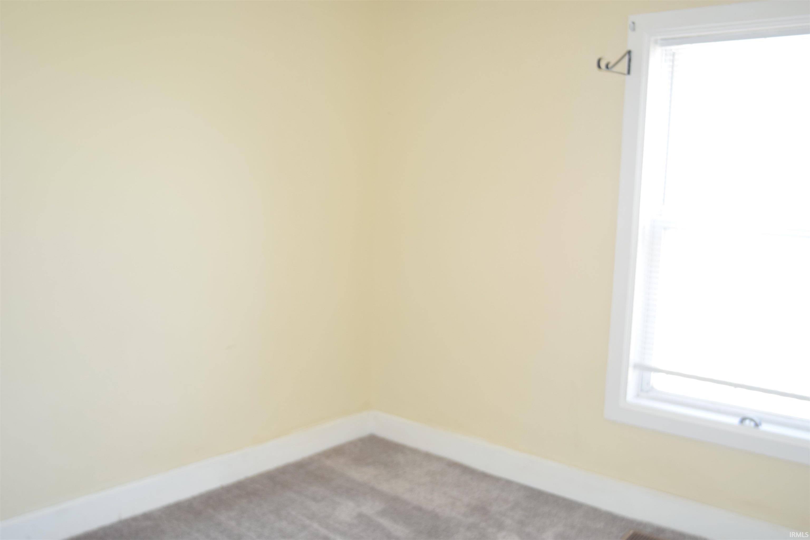 1113 West Oak Street Mitchell, IN 47446 - Photo 11 of 18
