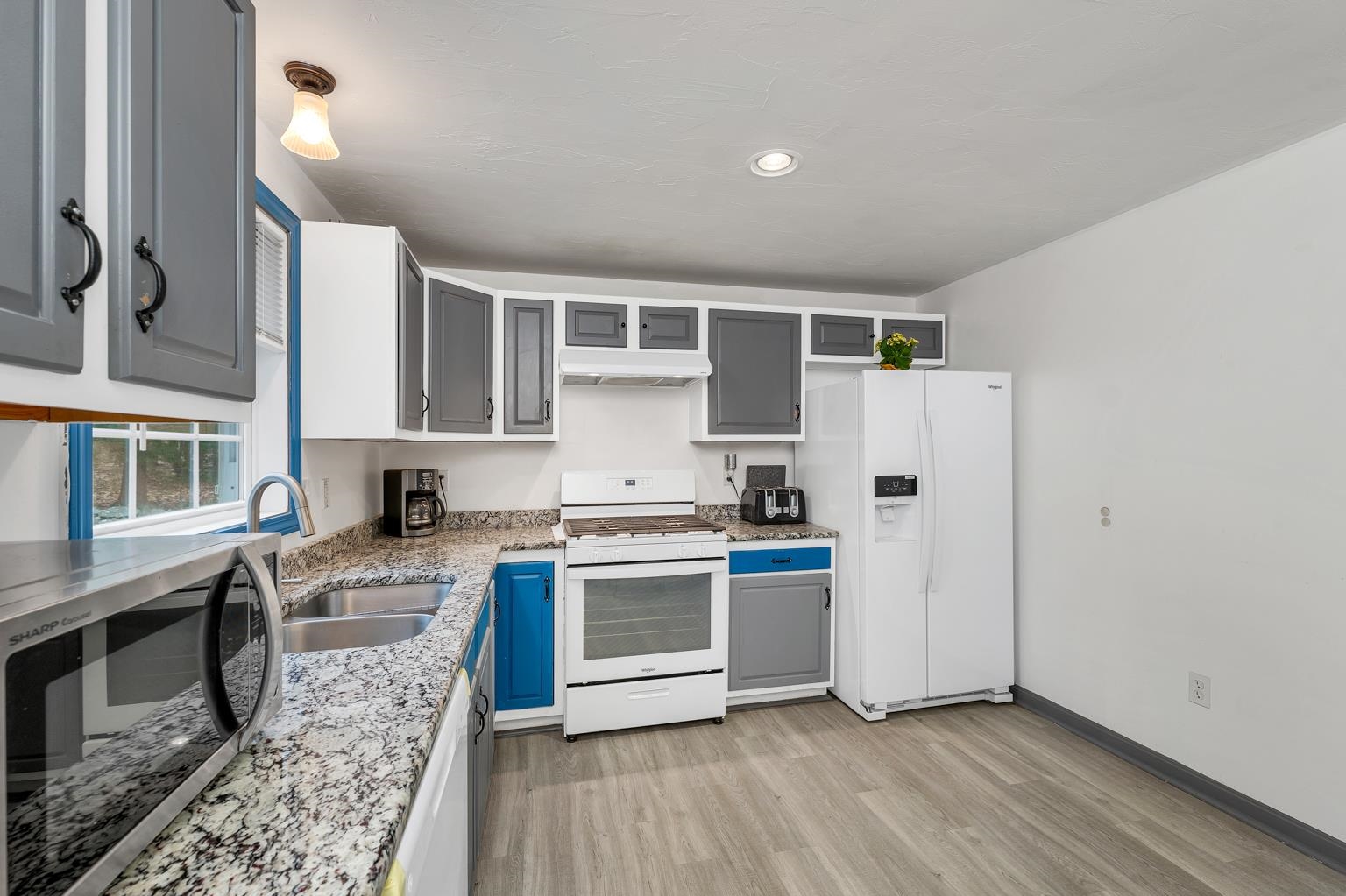 10 Foss Drive Barnstead, NH 03225 - Photo 32 of 53