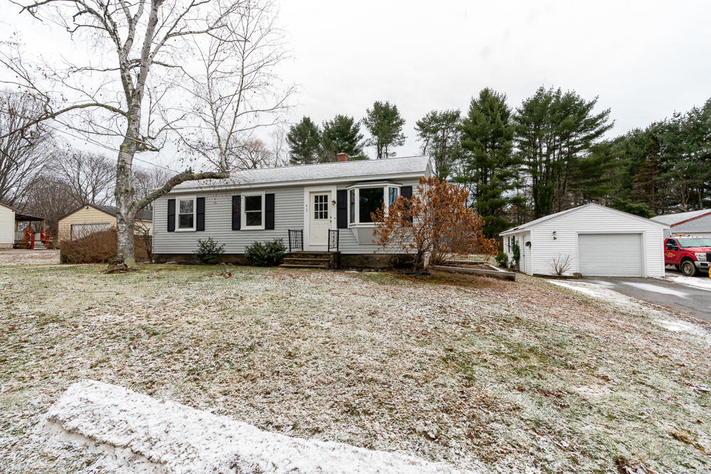 42 Rogers Road Yarmouth, ME 04096 - Photo 34 of 36 42RogersRoad-29