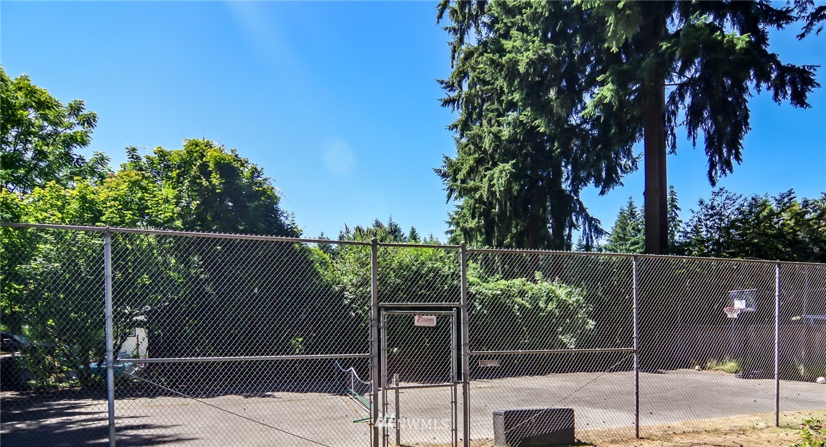 3309 206th Place Southeast Bothell, WA 98012 - Photo 29 of 32