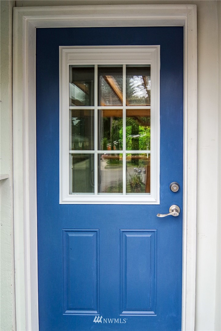3309 206th Place Southeast Bothell, WA 98012 - Photo 5 of 32 a view of front door
