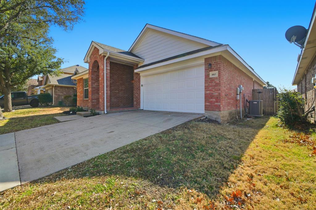 1013 Rumley Road Forney, TX 75126 - Photo 2 of 36