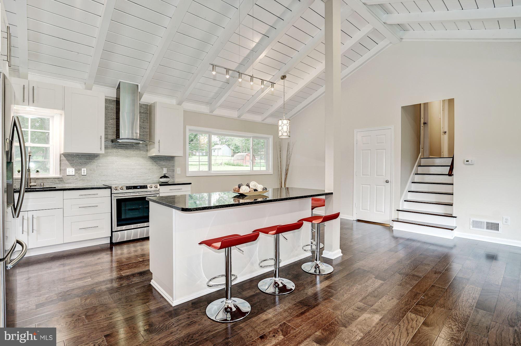 5207 Cedar Road Alexandria, VA 22309 - Photo 10 of 30 Kitchen