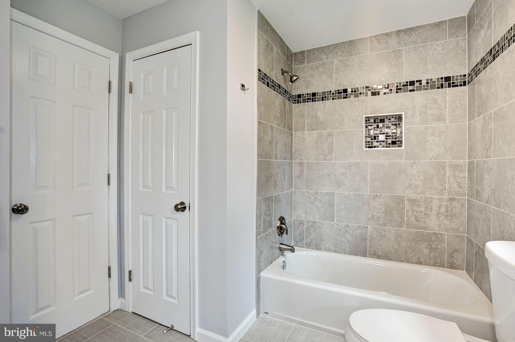 5207 Cedar Road Alexandria, VA 22309 - Photo 19 of 30 Bath