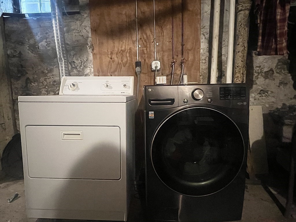 112 Franklin Street, Unit 2 Brookline, MA 02445 - Photo 18 of 25