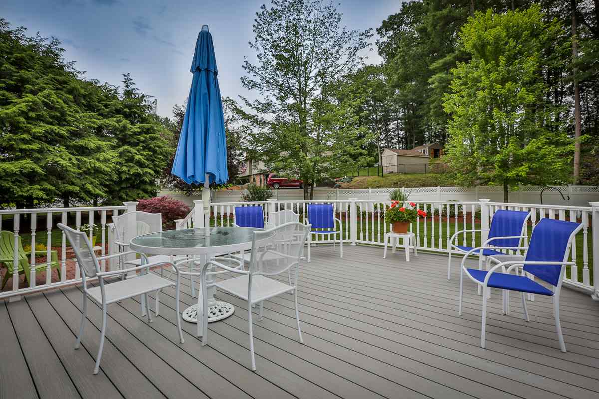 2 Todd Road Nashua, NH 03064 - Photo 11 of 35 Gallery Image 11