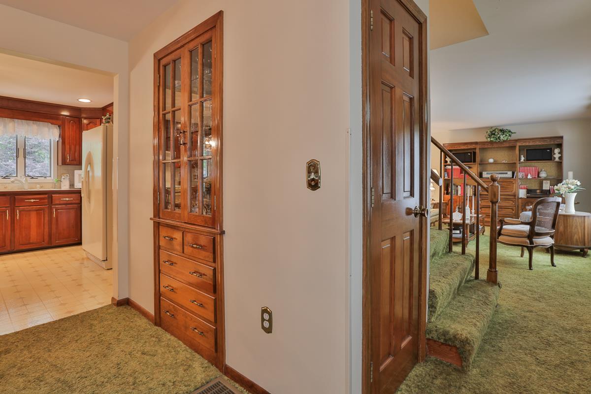 2 Todd Road Nashua, NH 03064 - Photo 18 of 35 Gallery Image 18