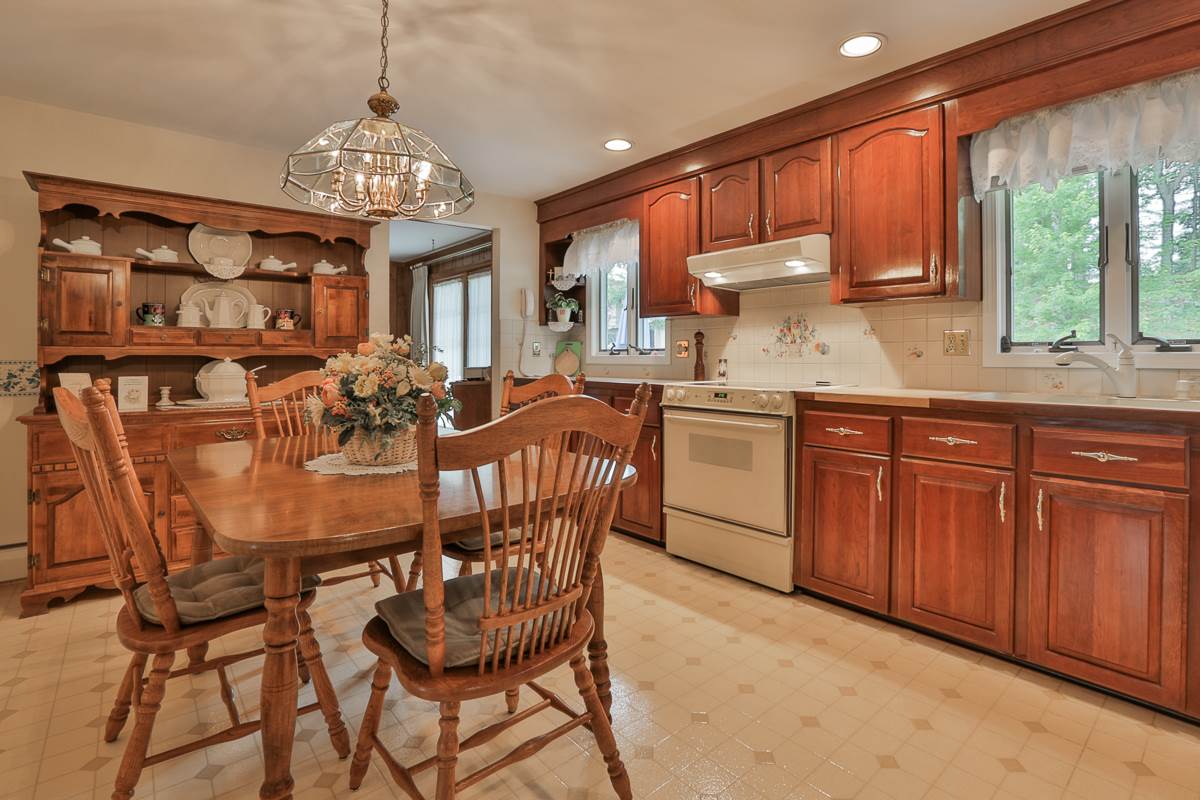 2 Todd Road Nashua, NH 03064 - Photo 21 of 35 Gallery Image 21