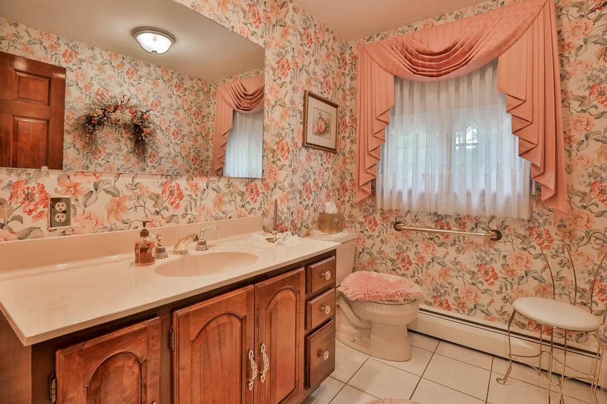 2 Todd Road Nashua, NH 03064 - Photo 27 of 35 Gallery Image 27