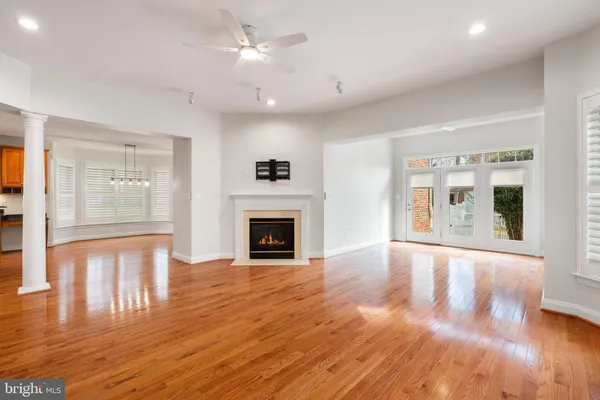 $5,950 | 9185 Topaz Street, Fairfax, VA 22031