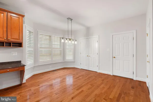 $5,950 | 9185 Topaz Street, Fairfax, VA 22031