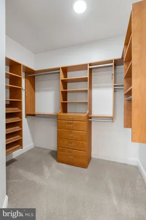 $5,950 | 9185 Topaz Street, Fairfax, VA 22031