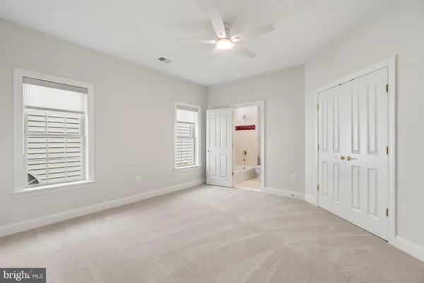 $5,950 | 9185 Topaz Street, Fairfax, VA 22031