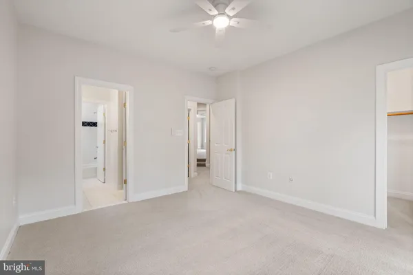 $5,950 | 9185 Topaz Street, Fairfax, VA 22031