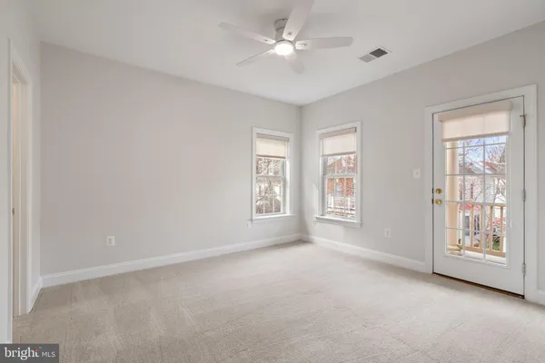 $5,950 | 9185 Topaz Street, Fairfax, VA 22031