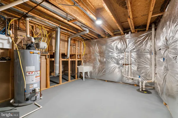 $5,950 | 9185 Topaz Street, Fairfax, VA 22031