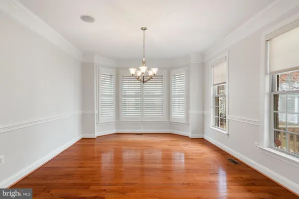 $5,950 | 9185 Topaz Street, Fairfax, VA 22031