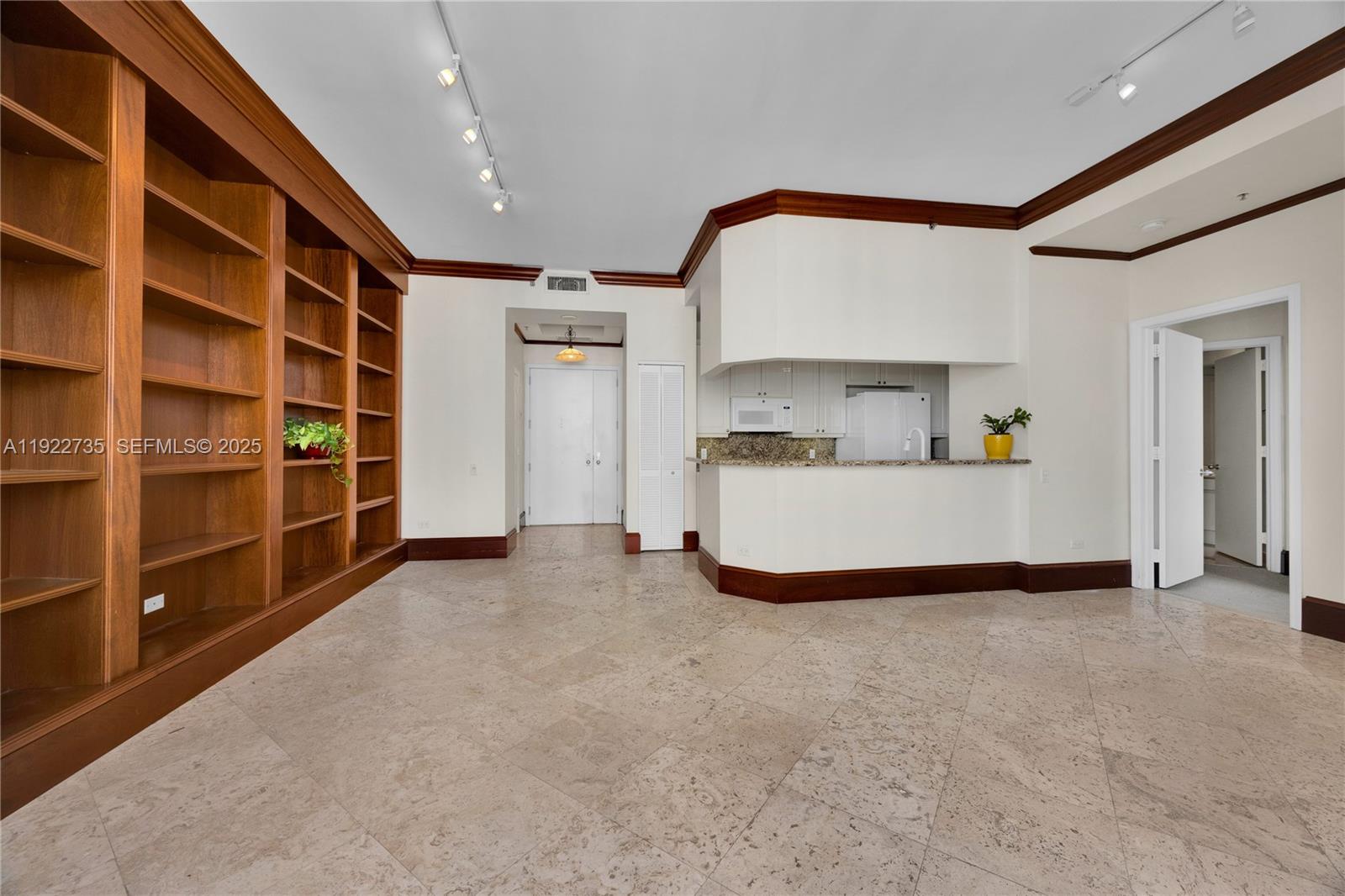 808 Brickell Key Drive, Unit 3603 Miami, FL 33131 - Photo 17 of 29
