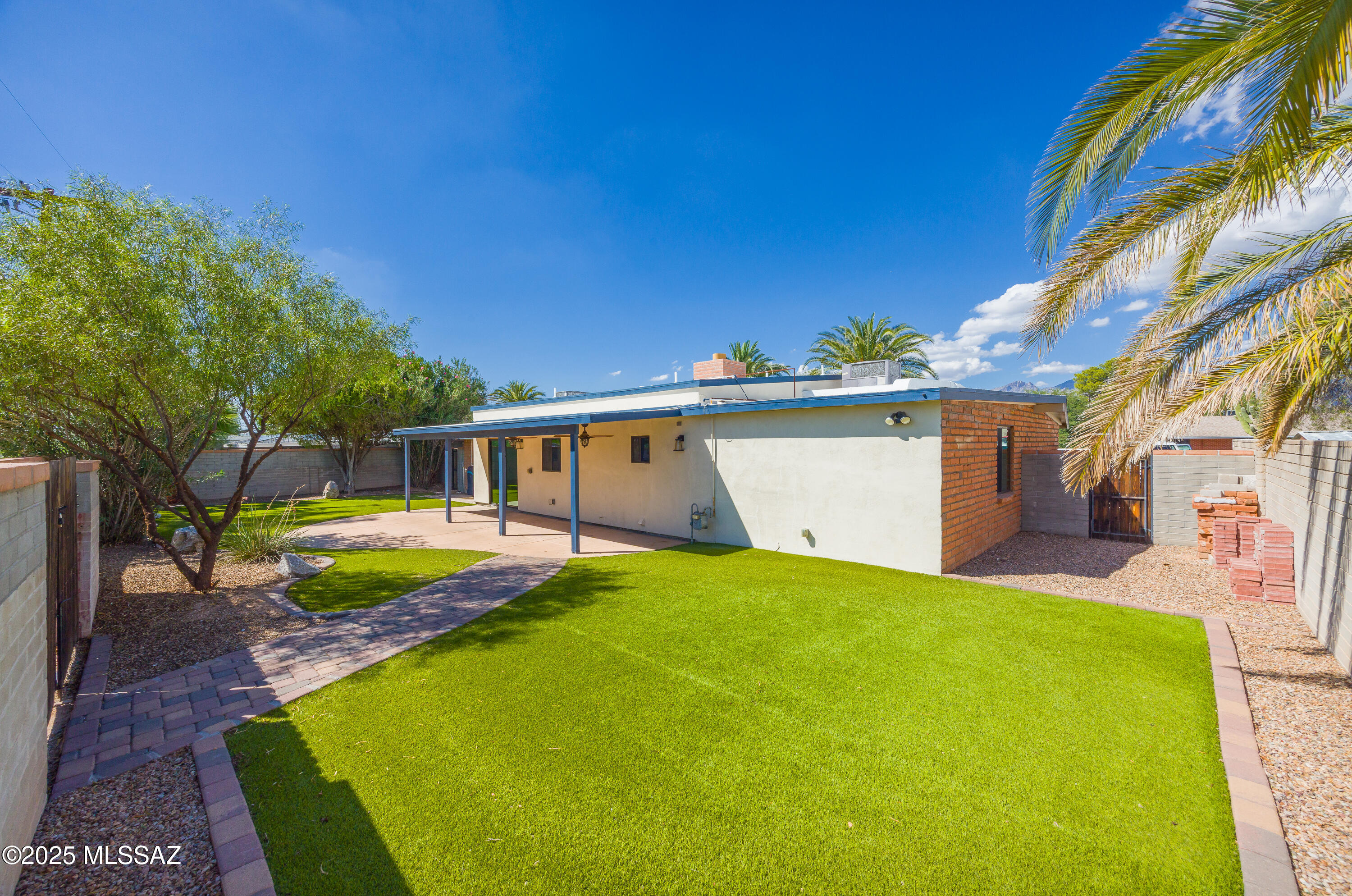 5642 East Spring Street Tucson, AZ 85712 - Photo 25 of 28