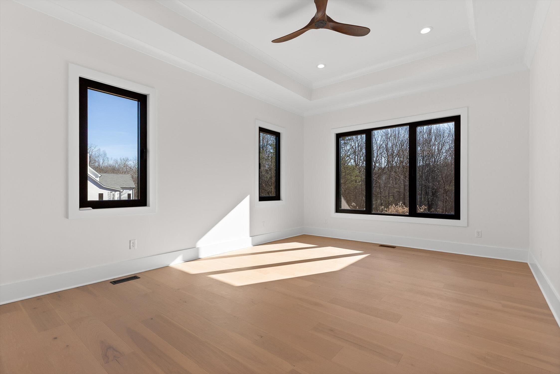 7524 Sawyer Road Signal Mountain, TN 37377 - Photo 21 of 53 36-Sawyer-35