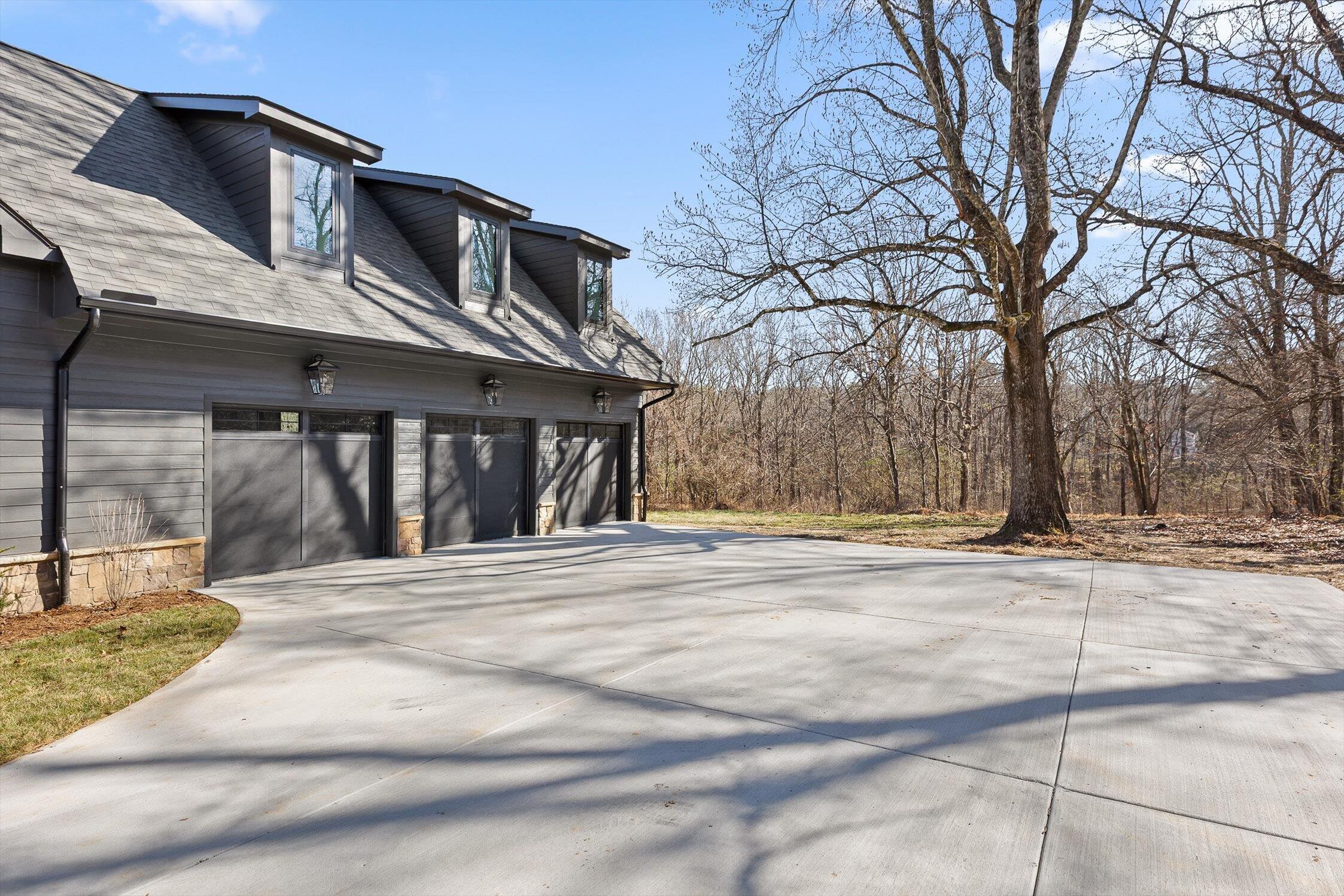 7524 Sawyer Road Signal Mountain, TN 37377 - Photo 52 of 53 61-Sawyer-60