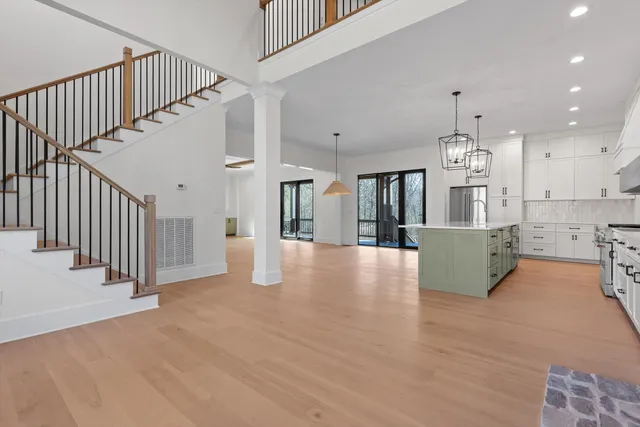 $1,249,000 | 7524 Sawyer Road, Signal Mountain, TN 37377