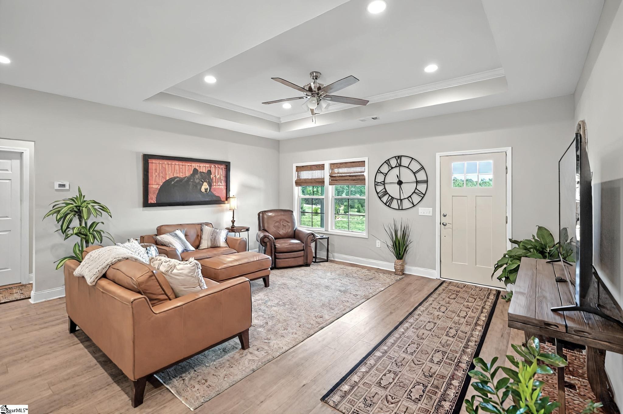 566 Linking Road Seneca, SC 29672 - Photo 4 of 43 Gallery Image 4