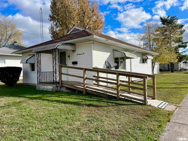 $50,000 | 602 East Main Street, Christopher, IL 62822