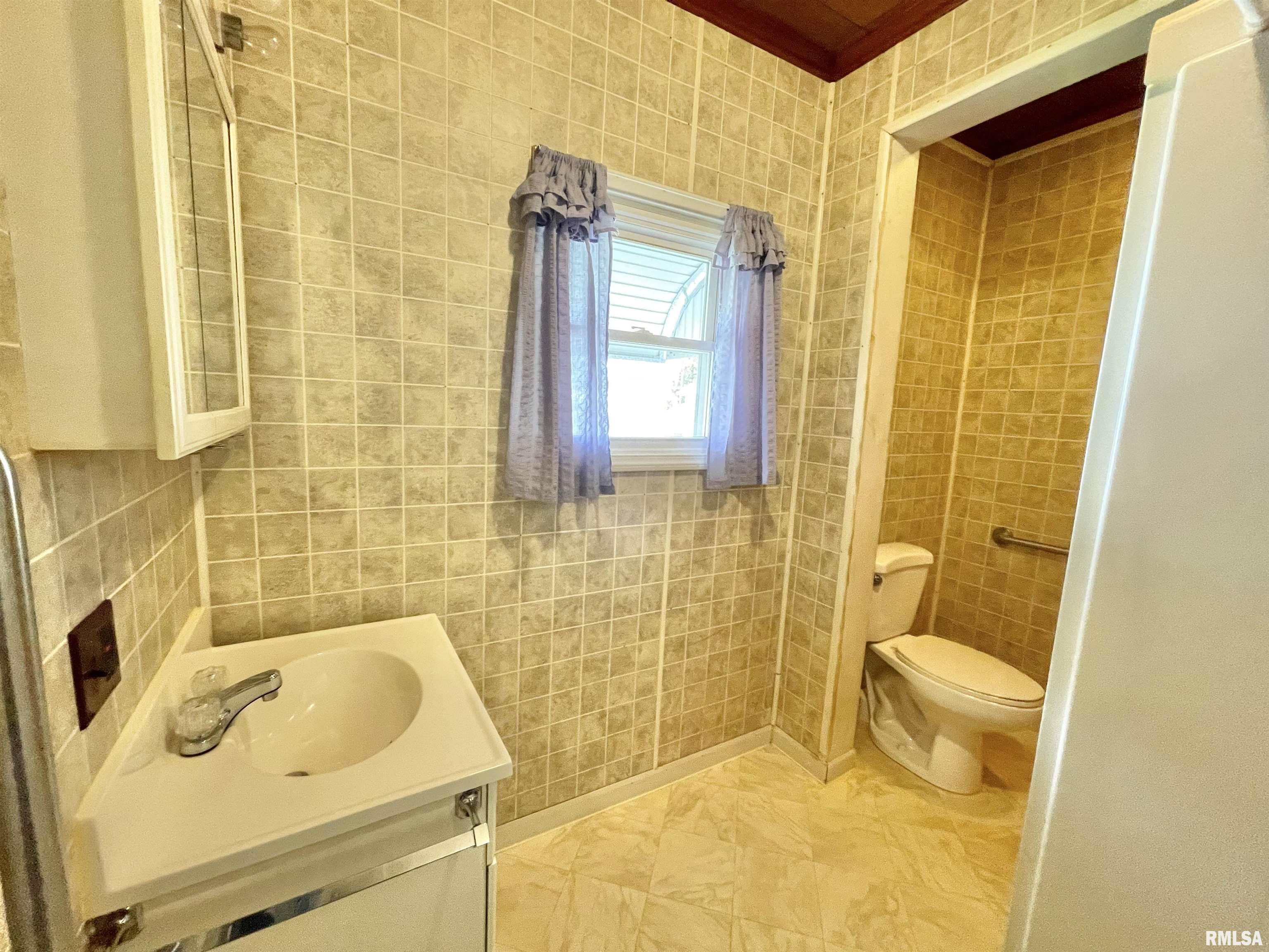 602 East Main Street Christopher, IL 62822 - Photo 13 of 28