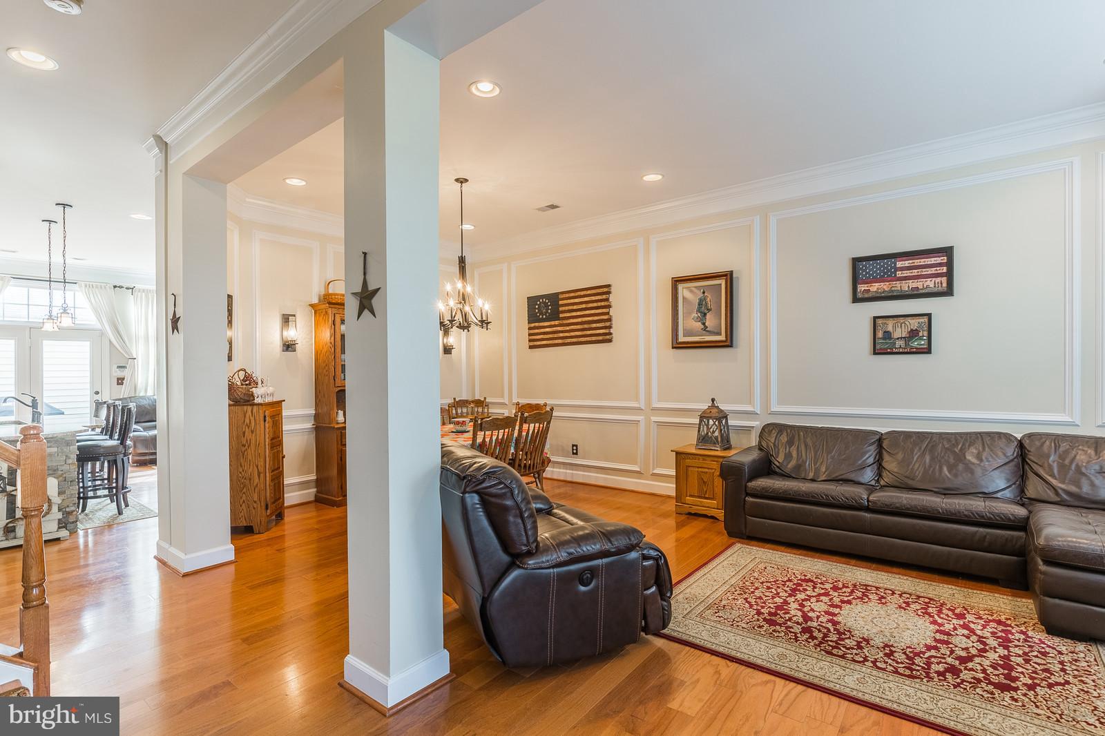 9002 Ribbon Falls Loop Bristow, VA 20136 - Photo 4 of 30 Living Room