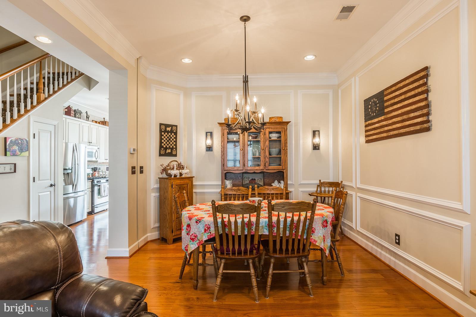 9002 Ribbon Falls Loop Bristow, VA 20136 - Photo 5 of 30 Dining Room