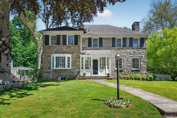 $1,175,000 | 91 Central Parkway, Mount Vernon, NY 10552