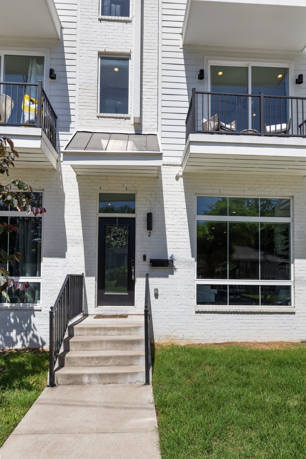 1300 Lischey Avenue, Unit 2 Nashville, TN 37207 - Photo 4 of 55 a front view of a house with a large window