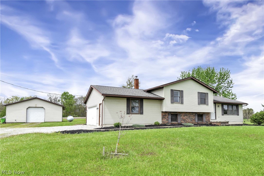 9550 Spencer Road Homerville, OH 44235 - Photo 2 of 50