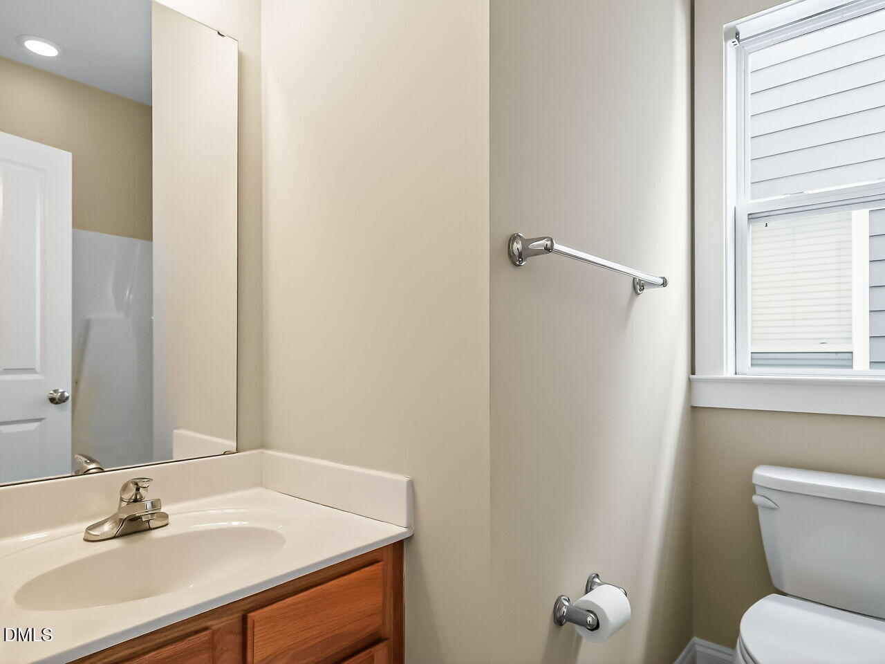 10916 Connally Lane Raleigh, NC 27614 - Photo 15 of 25 015-1280x960-bathroom - Copy