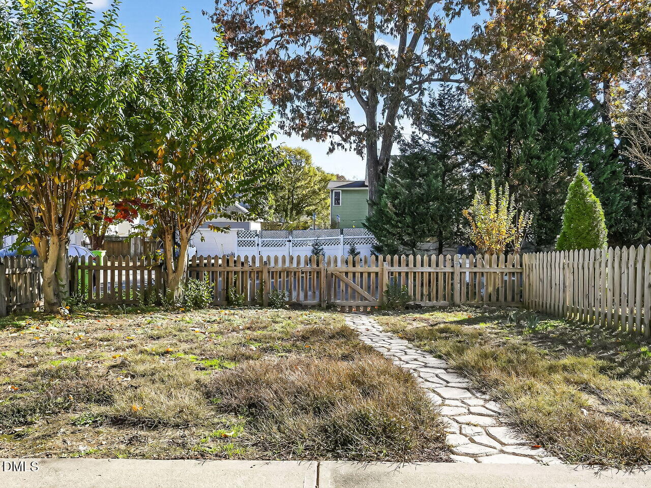 10916 Connally Lane Raleigh, NC 27614 - Photo 24 of 25 024-1280x960-back-yard