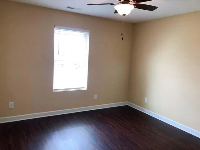 $1,600 | 95 Chucks Alley, Unit 1R, Jonesborough, TN 37659