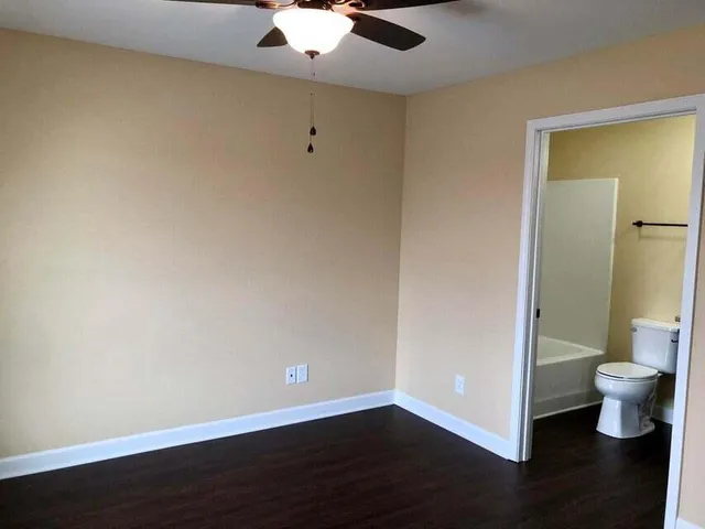 $1,600 | 95 Chucks Alley, Unit 1R, Jonesborough, TN 37659