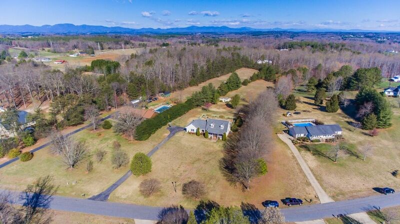257 Plantation Lane Inman, SC 29349 - Photo 2 of 24