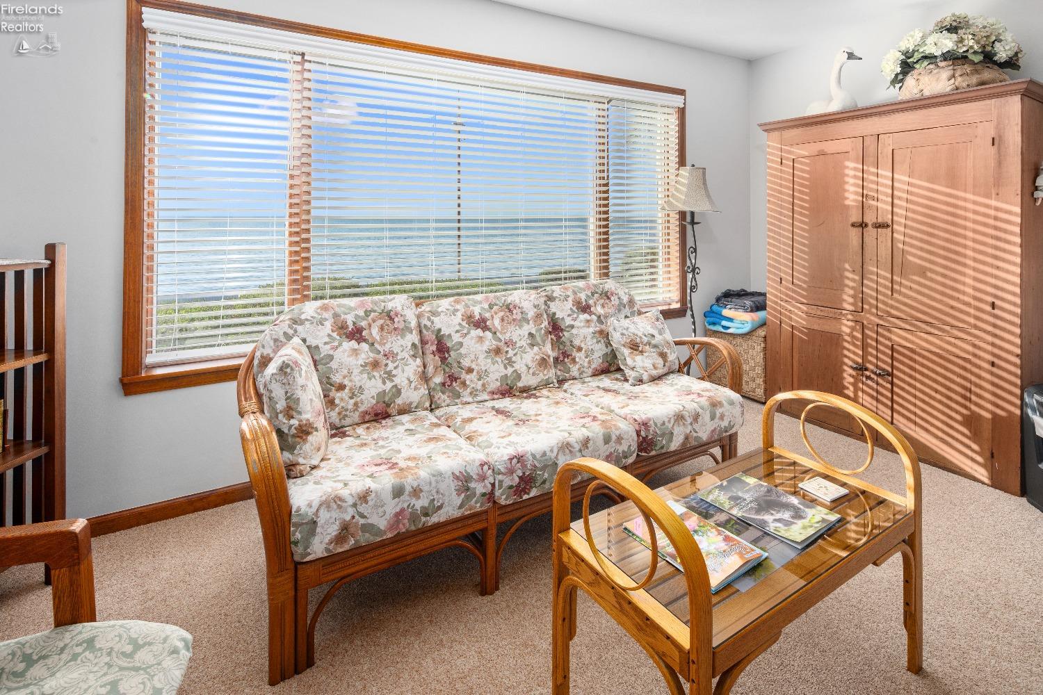 2655 East Sand Road Port Clinton, OH 43452 - Photo 12 of 42 Gallery Image 12