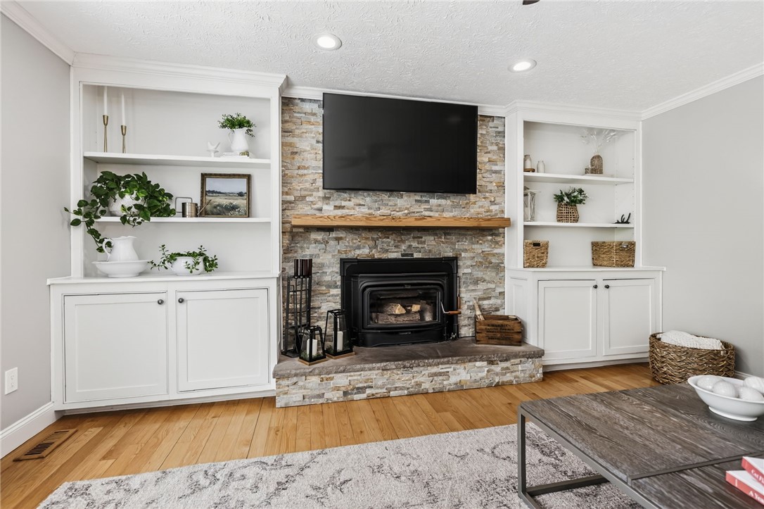 373 Parrish Road Honeoye Falls, NY 14472 - Photo 12 of 50