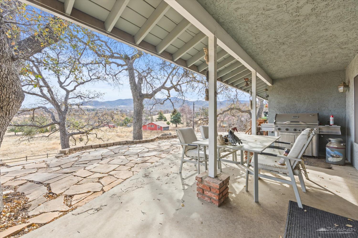 20864 Old Town Road Tehachapi, CA 93561 - Photo 41 of 49 Gallery Image 41