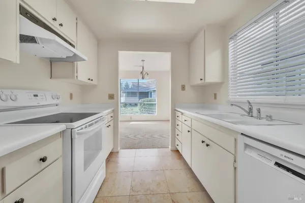 $540,000 | 331 Pythian Road, Santa Rosa, CA 95409