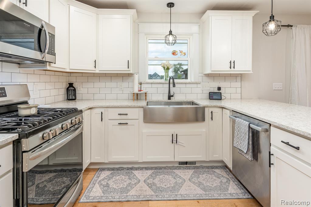 10224 Sarle Road Freeland, MI 48623 - Photo 13 of 29 Gallery Image 13