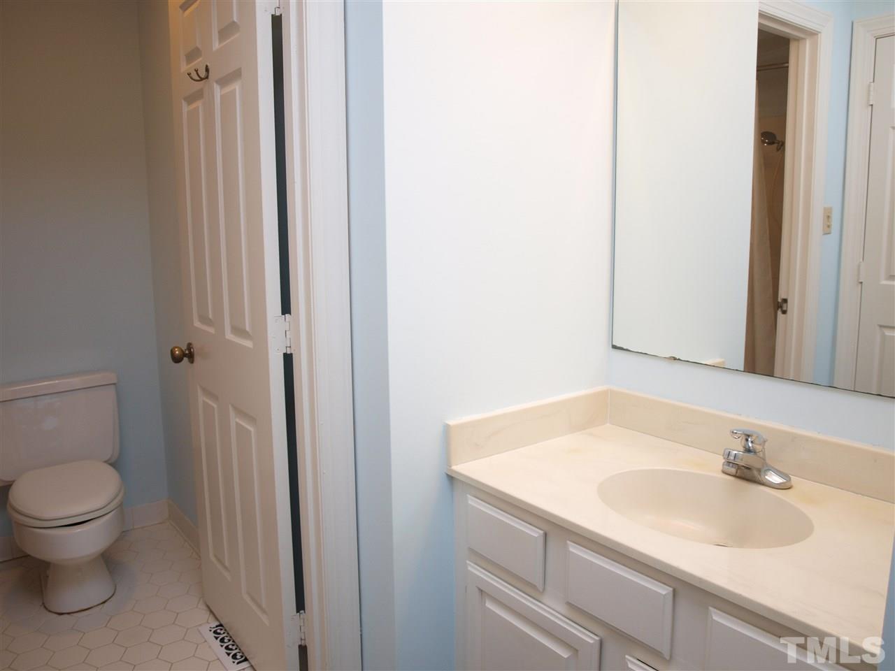 1831 Falls Church Road Raleigh, NC 27609 - Photo 15 of 24