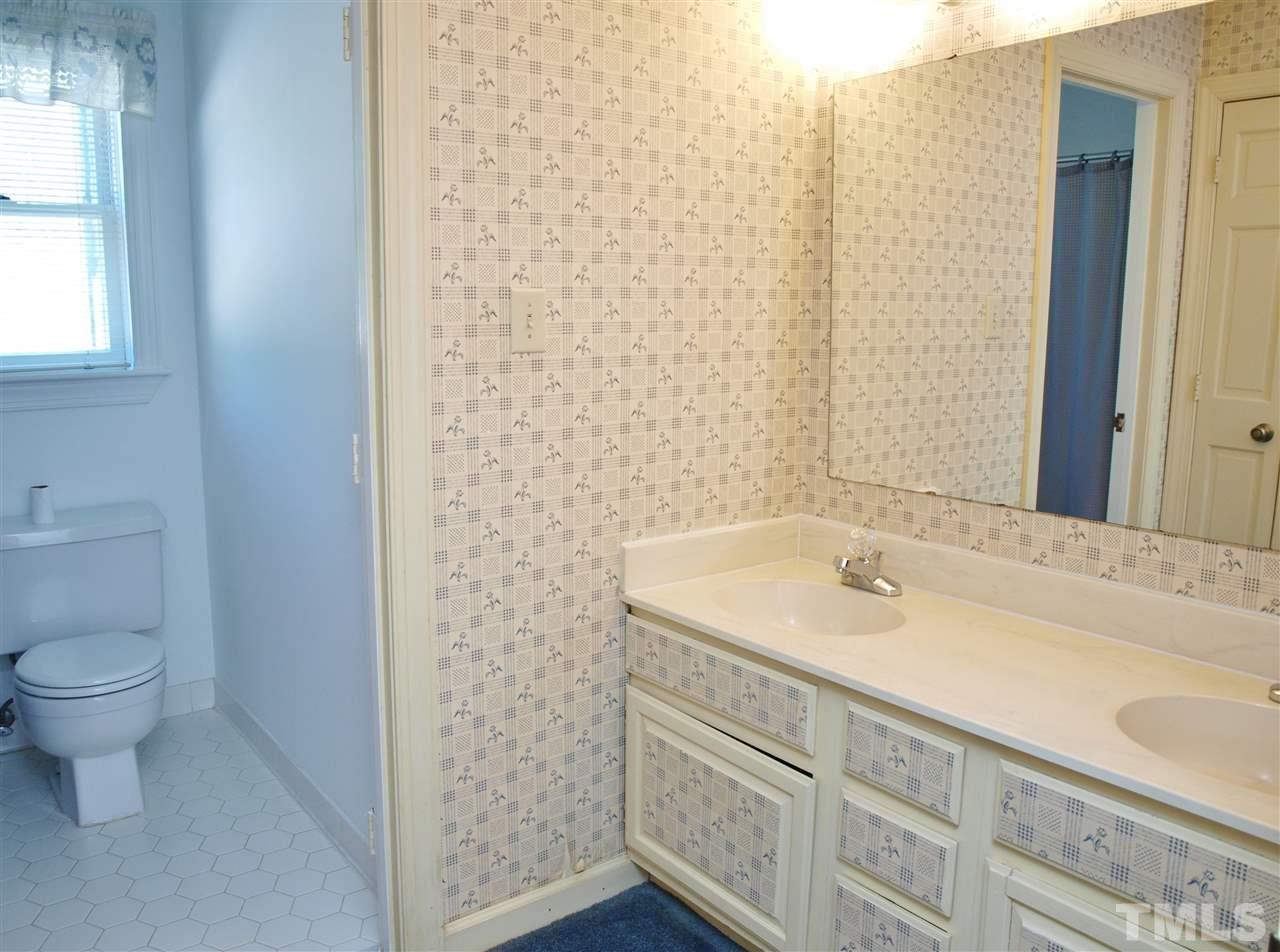 1831 Falls Church Road Raleigh, NC 27609 - Photo 17 of 24