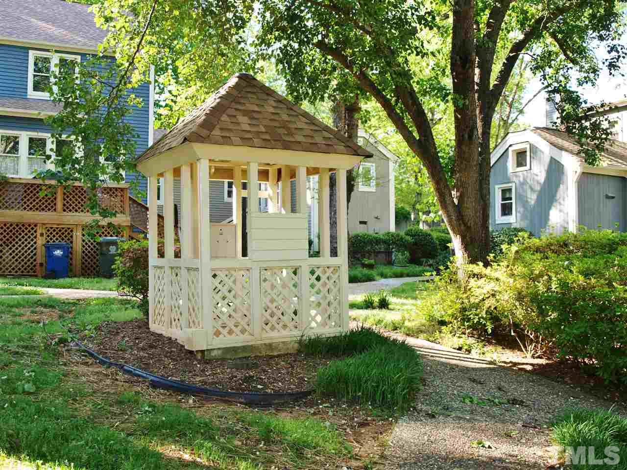 1831 Falls Church Road Raleigh, NC 27609 - Photo 20 of 24